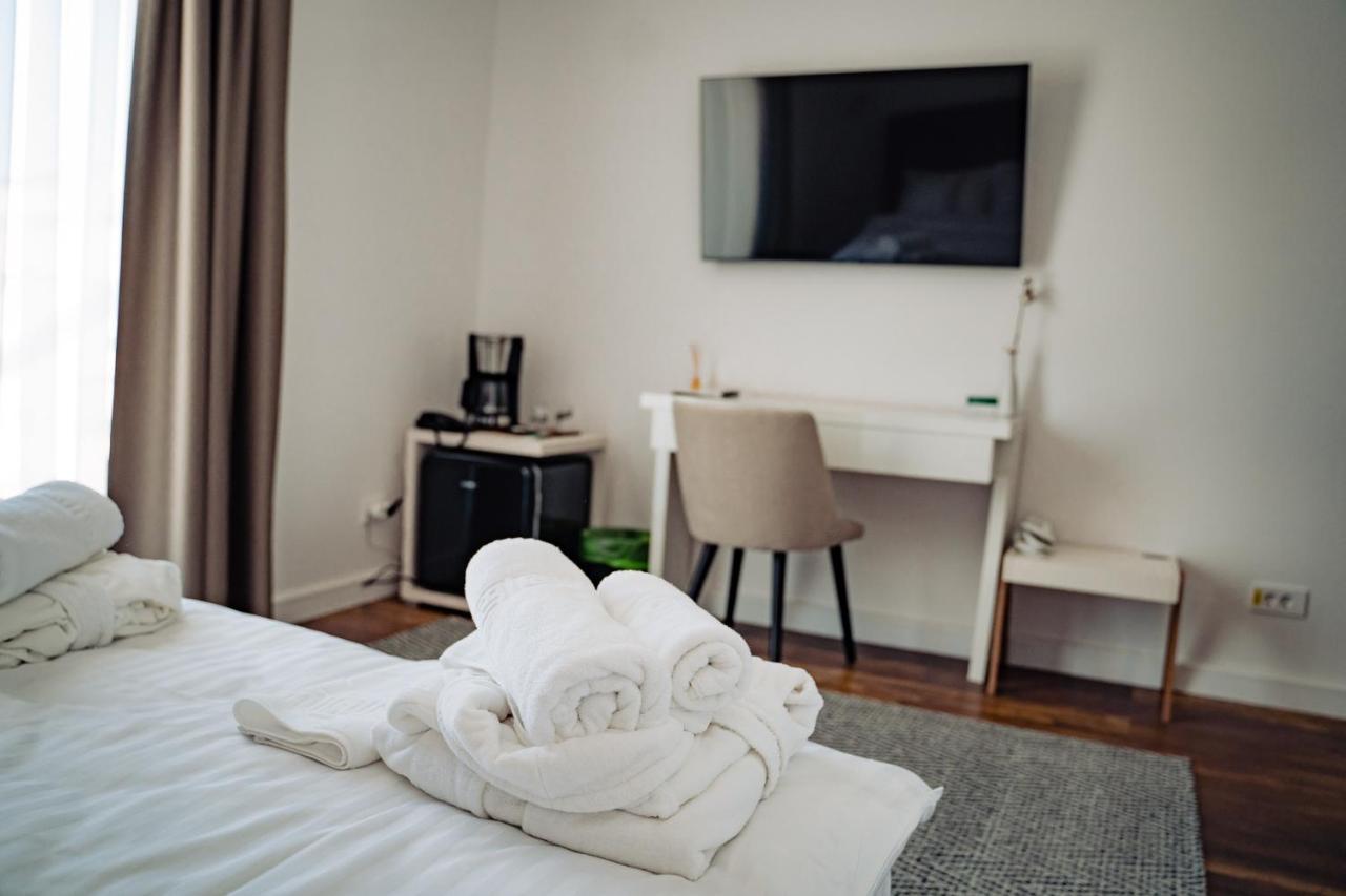 Hotel B4 拉迪亚 外观 照片
